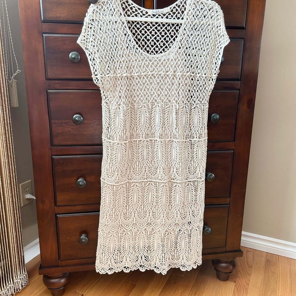 Solitaire Cream Ruffled Tiered Midi Dress